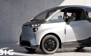 Liux, el minicoche eléctrico que se fabrica en Guadalajara Imagen promocional del Liux BIG, que se fabrica en Azuqueca de Henares.
