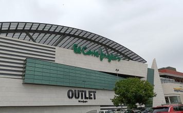 Exterior del outlet de El Corte Inglés en Guadalajara. (Foto: La Crónic@)