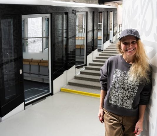 Anna Marešová es la autora del nuevo diseño de este funicular de Praga.