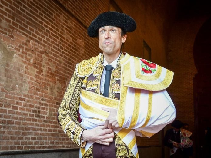 Rafael de Julia.