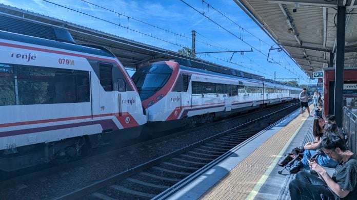 Tren de Cercanías en octubre de 2026. (Foto: La Crónic@)